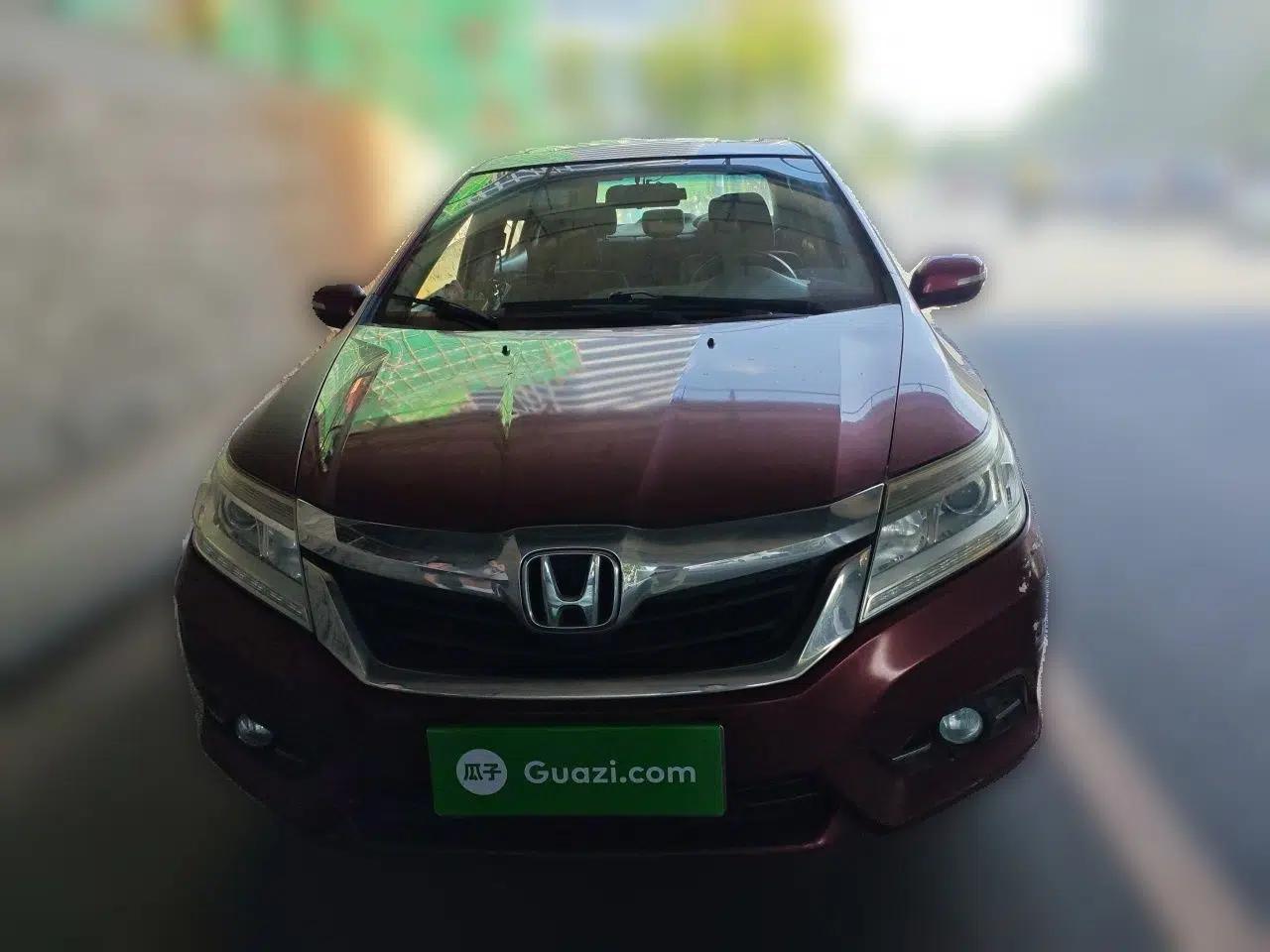Honda Crider 2015 1.8L automatic luxury edition — миниатюра 2