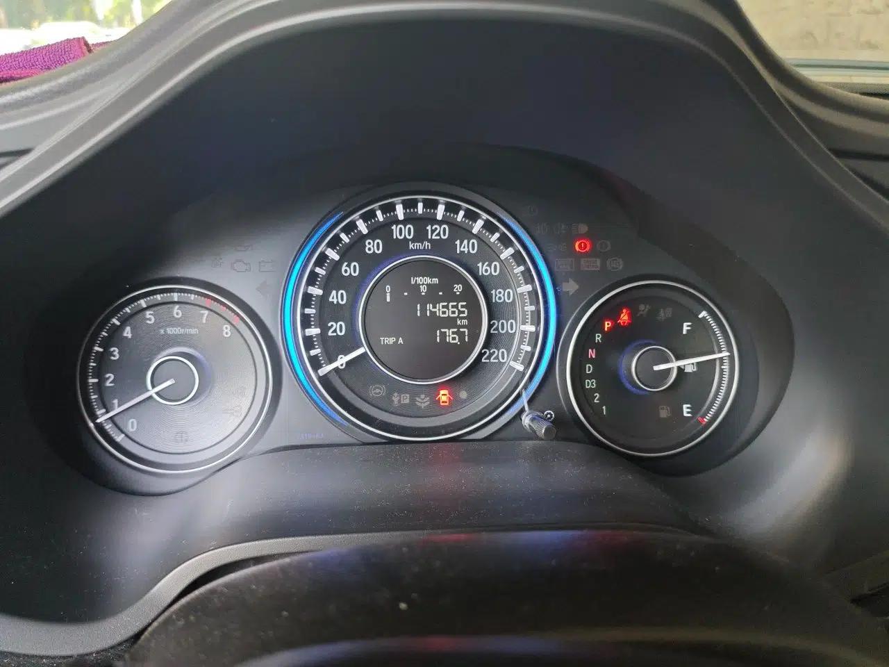 Honda Crider 2015 1.8L automatic luxury edition — миниатюра 12
