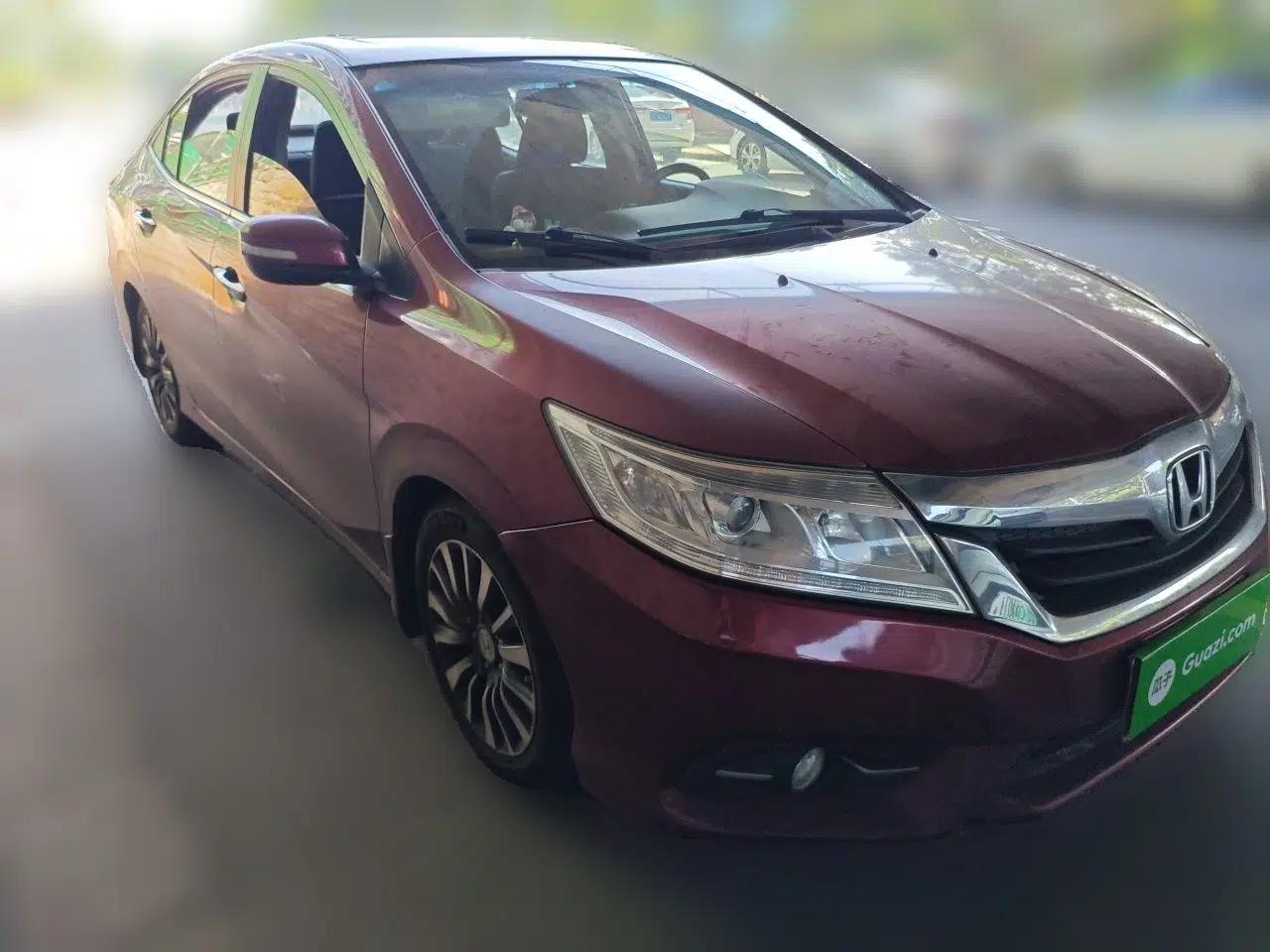 Honda Crider 2015 1.8L automatic luxury edition — миниатюра 3