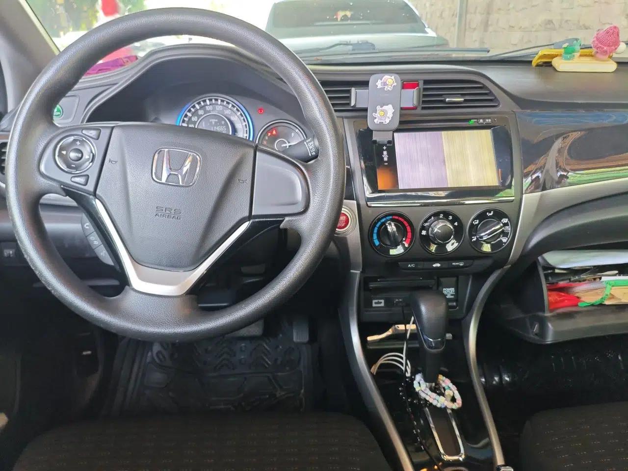 Honda Crider 2015 1.8L automatic luxury edition — миниатюра 9