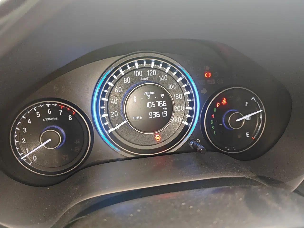 Honda Crider 2016 1.8L CVT Luxury Edition — миниатюра 12