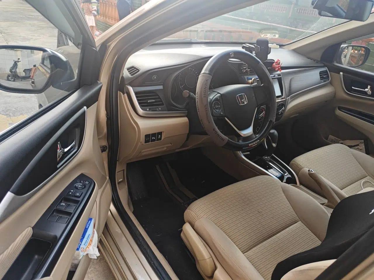 Honda Crider 2016 1.8L CVT Luxury Edition — миниатюра 16