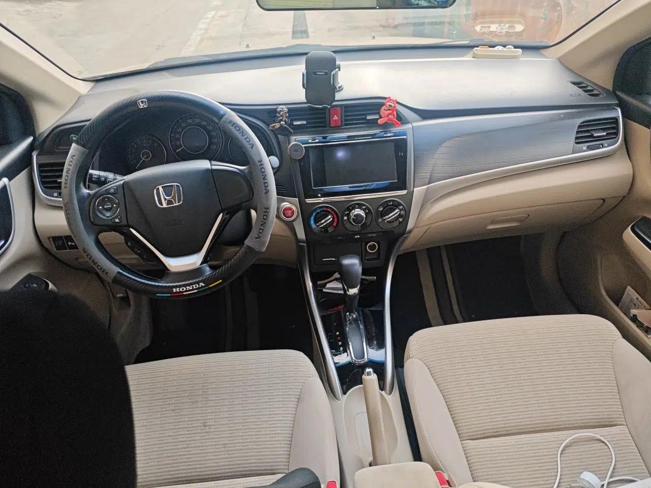 Honda Crider 2016 1.8L CVT Luxury Edition — миниатюра 9