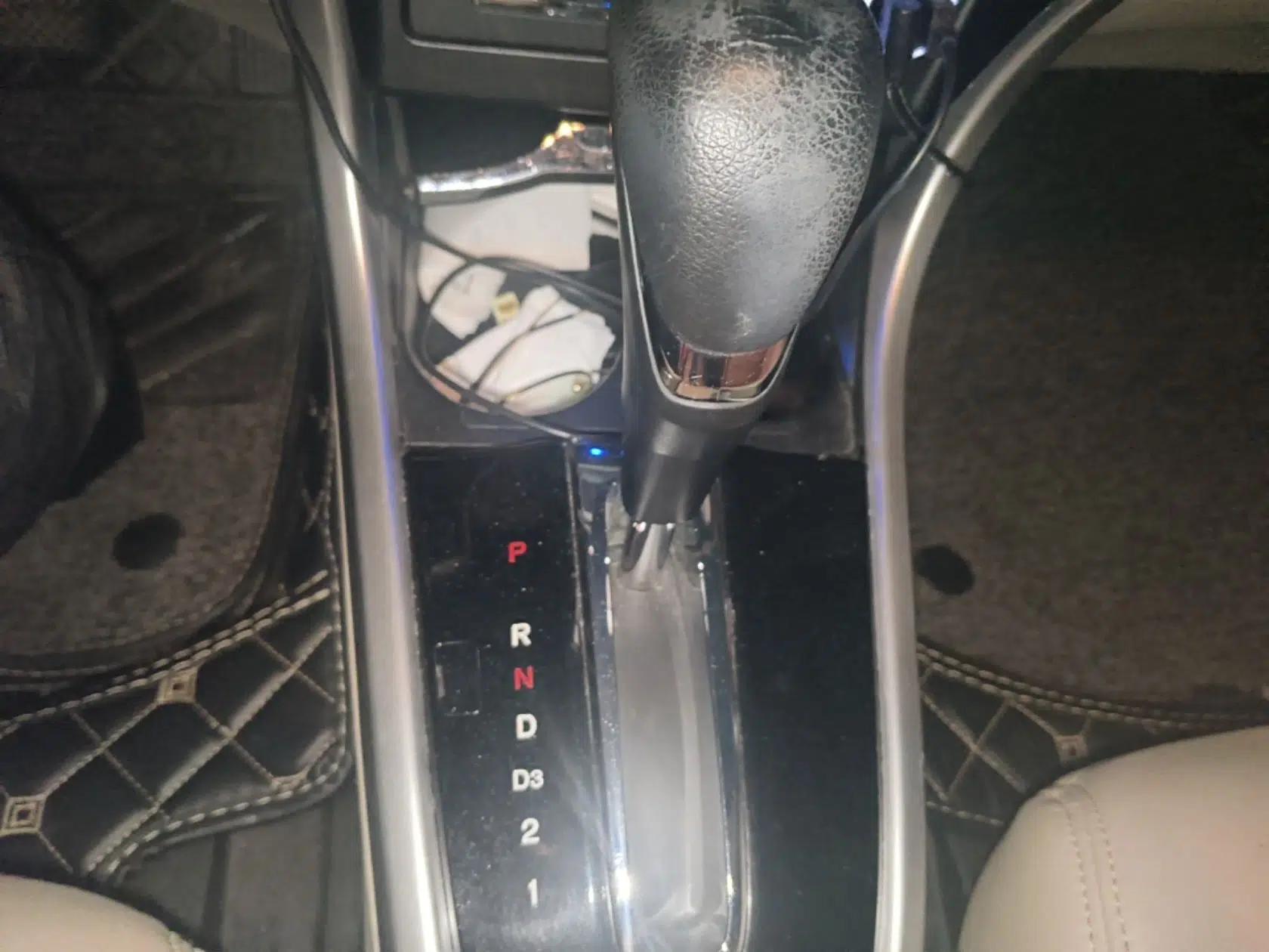 Honda Crider 2013 1.8L automatic luxury edition — миниатюра 14