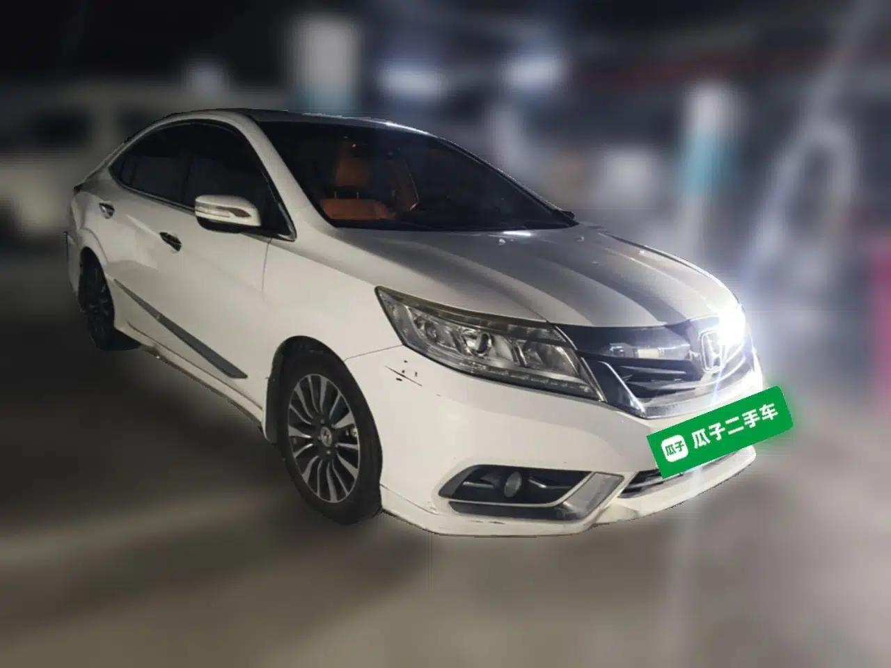 Honda Crider 2013 1.8L automatic luxury edition — миниатюра 3