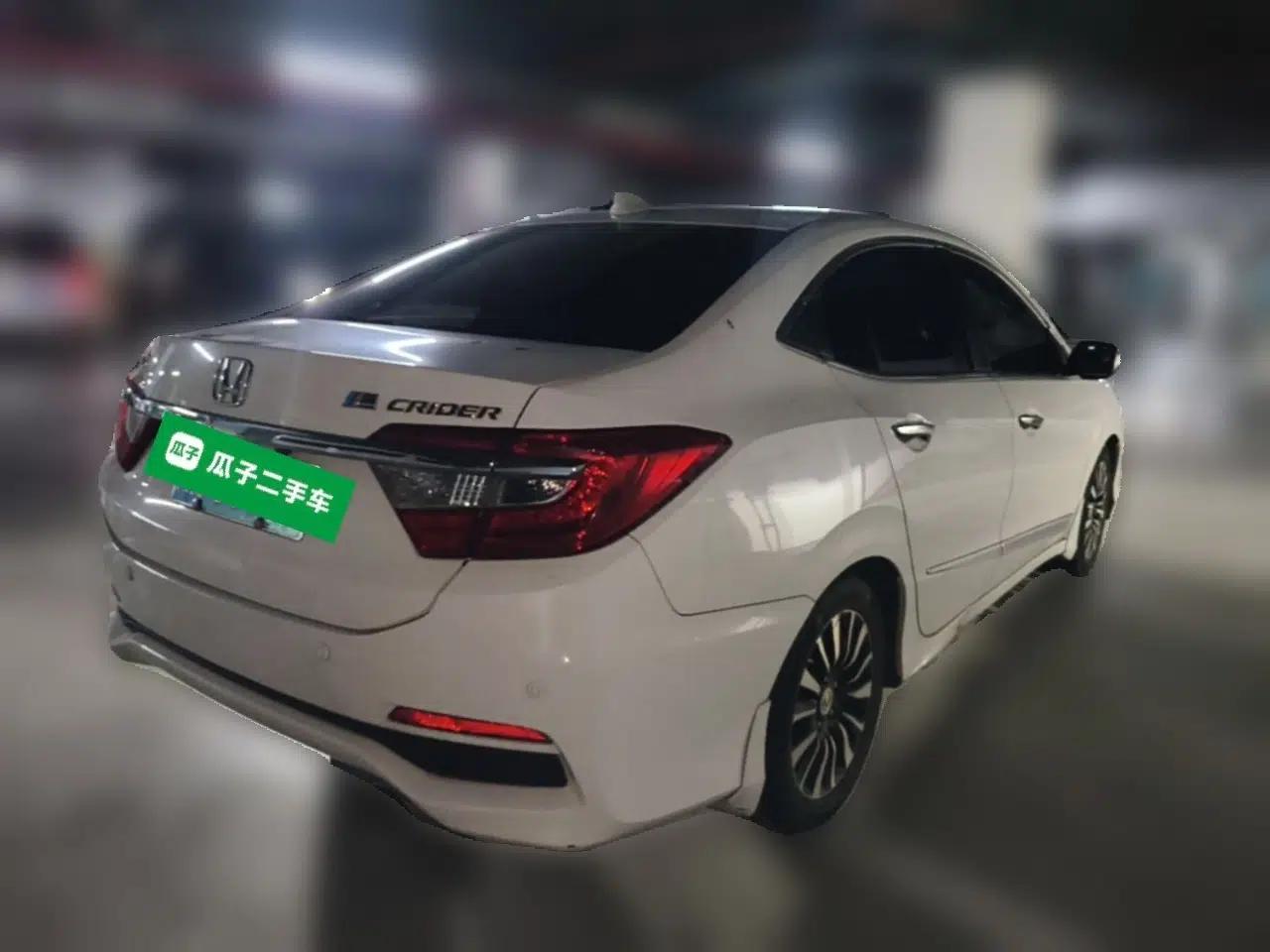 Honda Crider 2013 1.8L automatic luxury edition — миниатюра 6