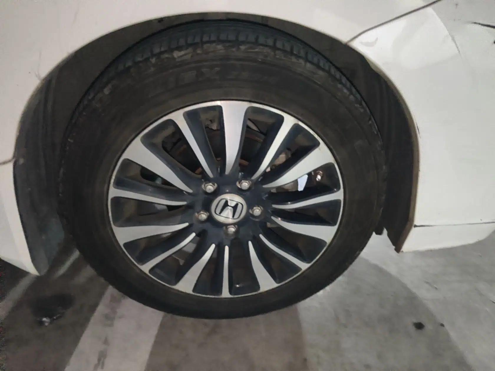 Honda Crider 2013 1.8L automatic luxury edition — миниатюра 8