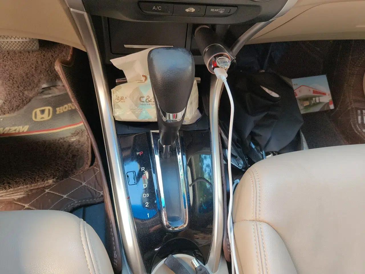Honda Crider 2013 1.8L automatic luxury edition — миниатюра 14