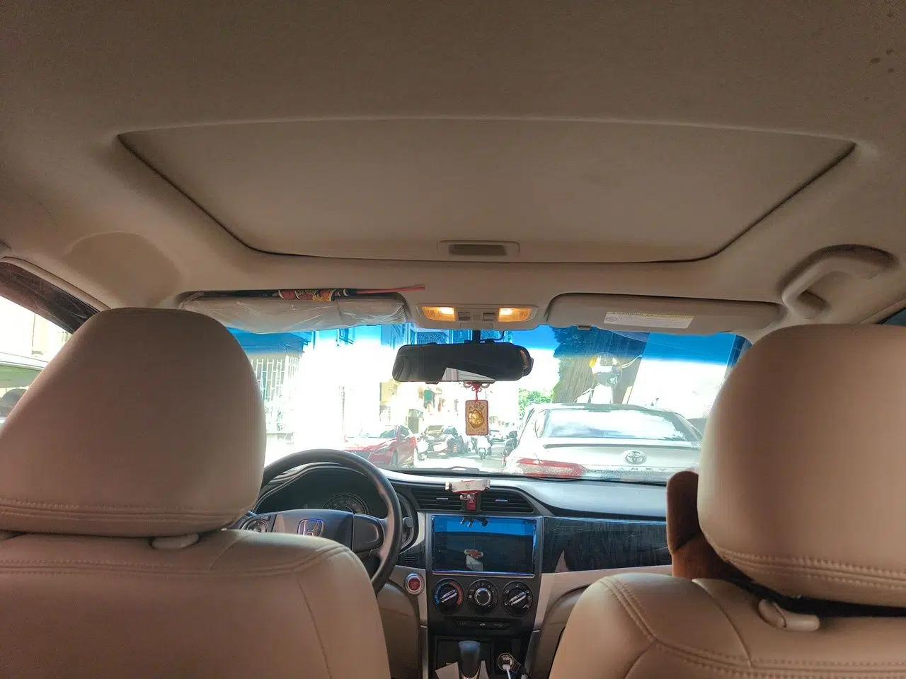 Honda Crider 2013 1.8L automatic luxury edition — миниатюра 18