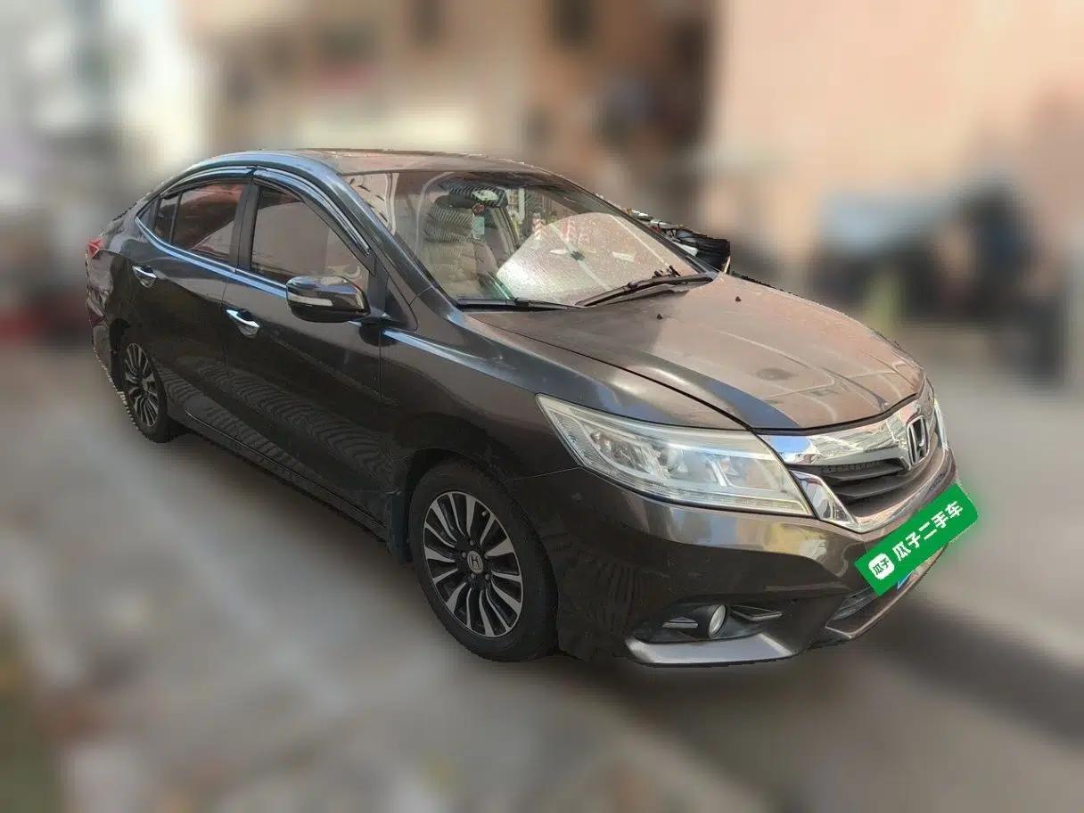 Honda Crider 2013 1.8L automatic luxury edition — миниатюра 3