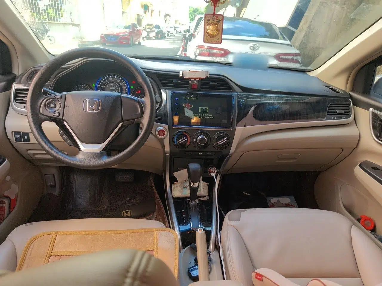 Honda Crider 2013 1.8L automatic luxury edition — миниатюра 9