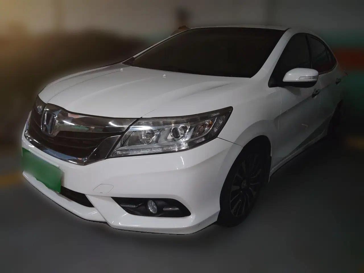 Honda Crider 2013 1.8L automatic luxury edition — миниатюра 1