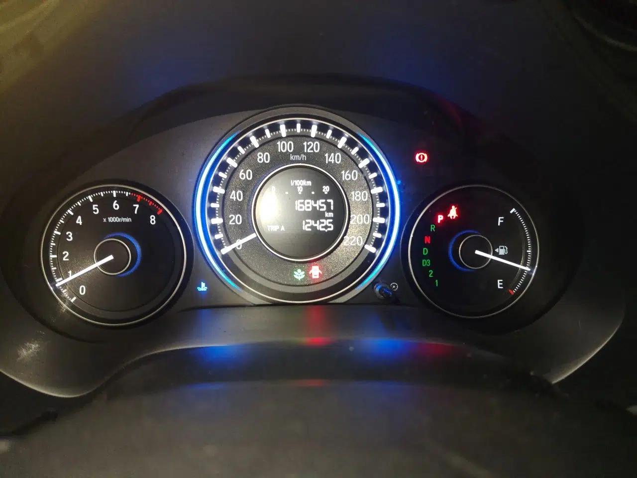 Honda Crider 2013 1.8L automatic luxury edition — миниатюра 11