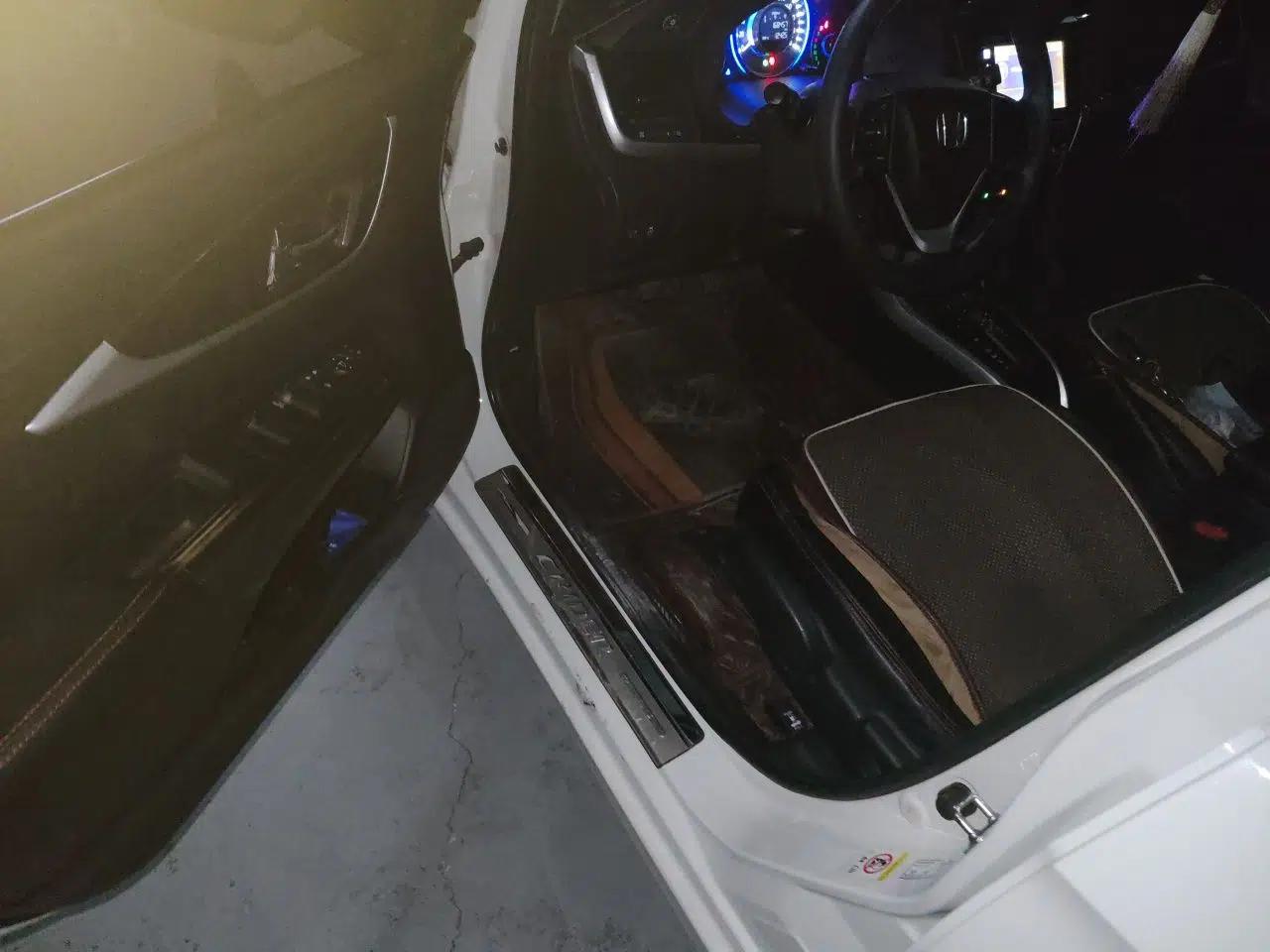 Honda Crider 2013 1.8L automatic luxury edition — миниатюра 16
