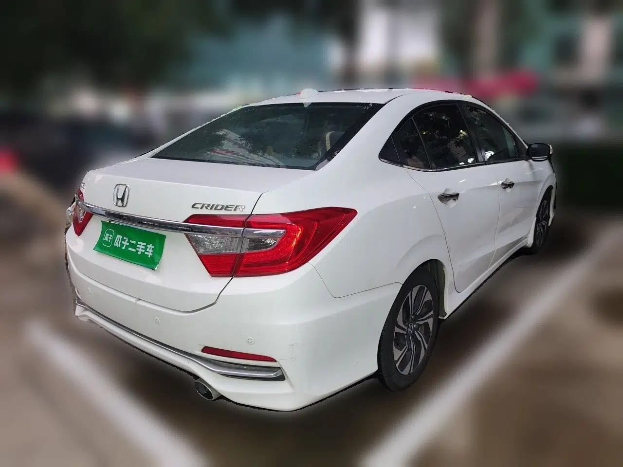 Honda Crider 2016 1.8L CVT Luxury Edition — миниатюра 4