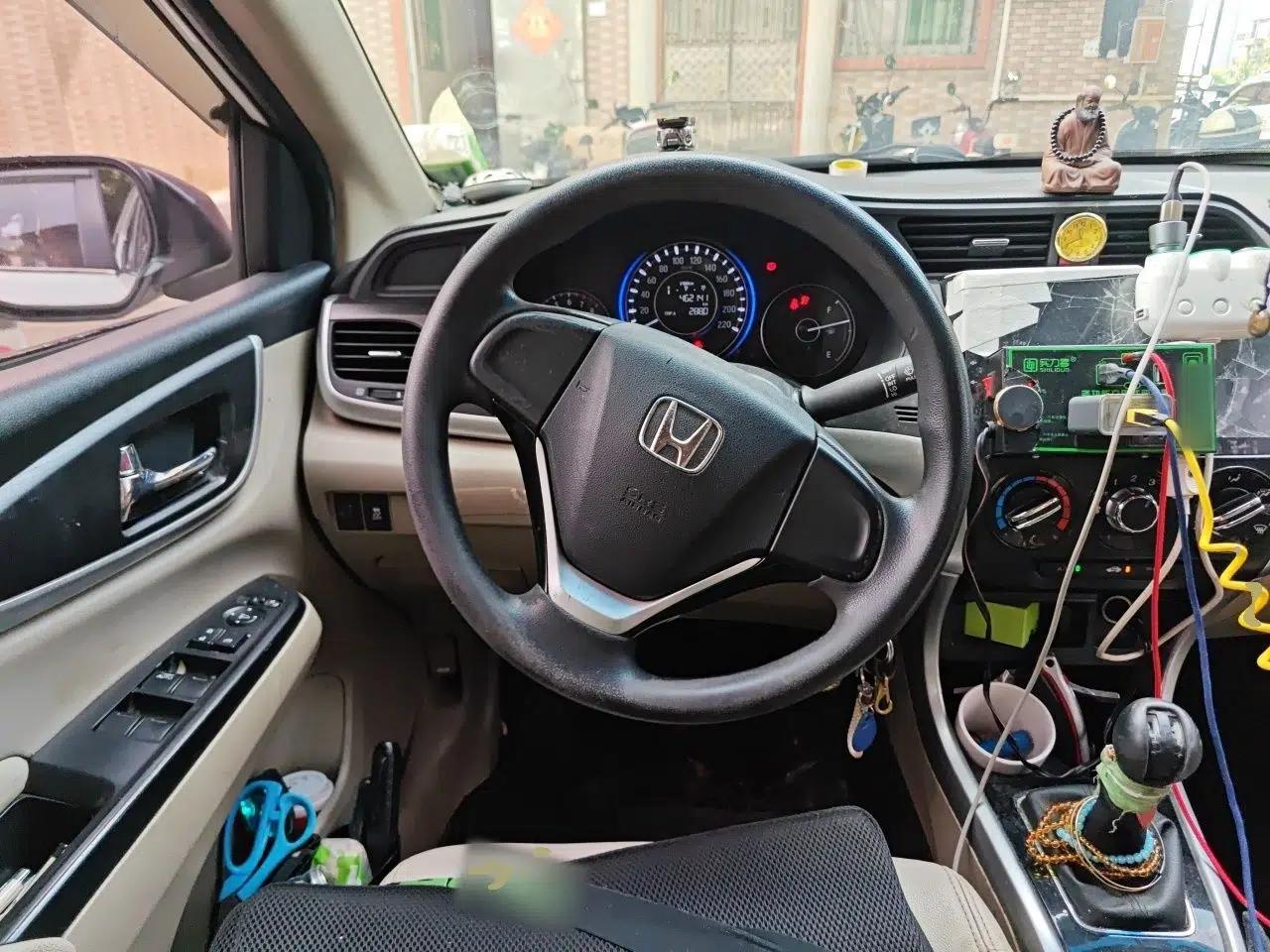 Honda Crider 2016 1.8L Manual Fashion Edition — миниатюра 10