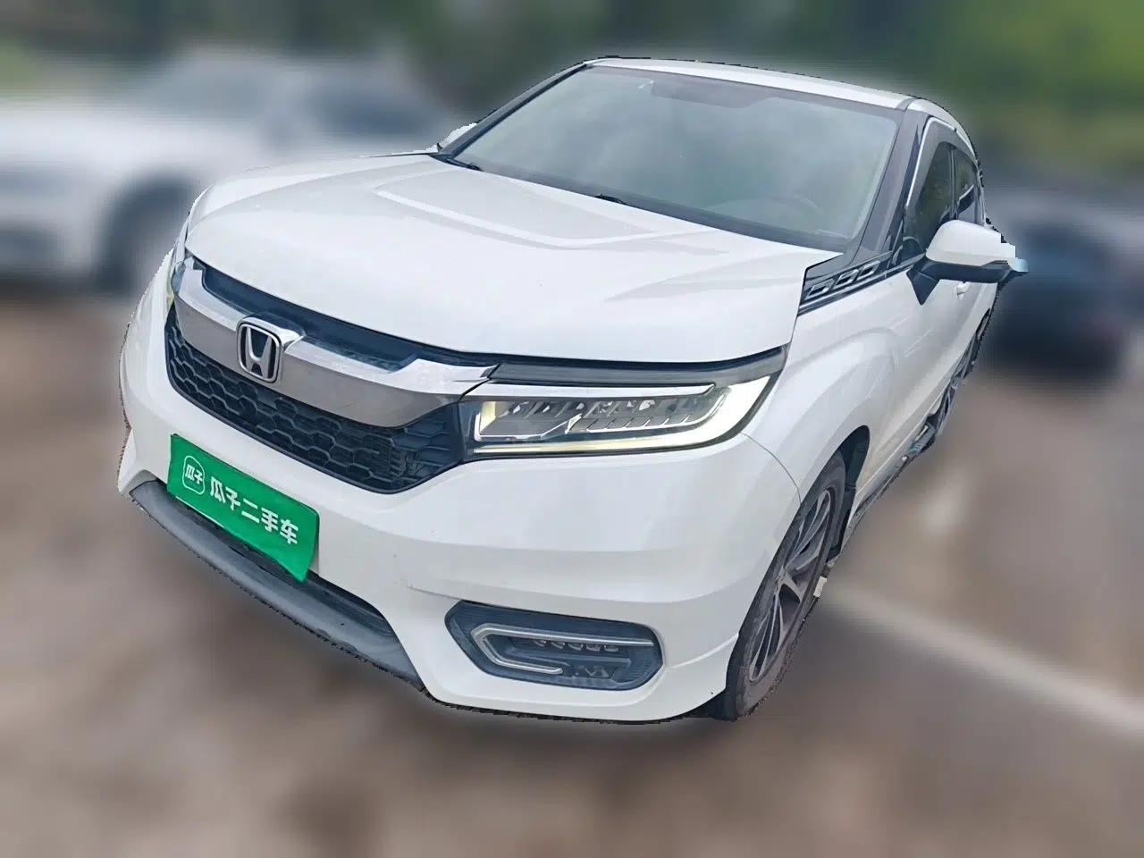 Honda Avancier 2017 240TURBO Two-Wheel Drive Premium Edition — миниатюра 1
