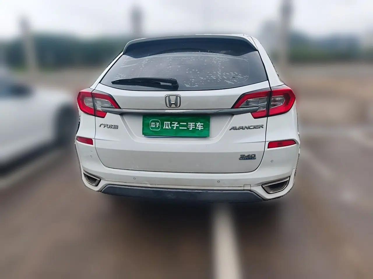 Honda Avancier 2017 240TURBO Two-Wheel Drive Premium Edition — миниатюра 5