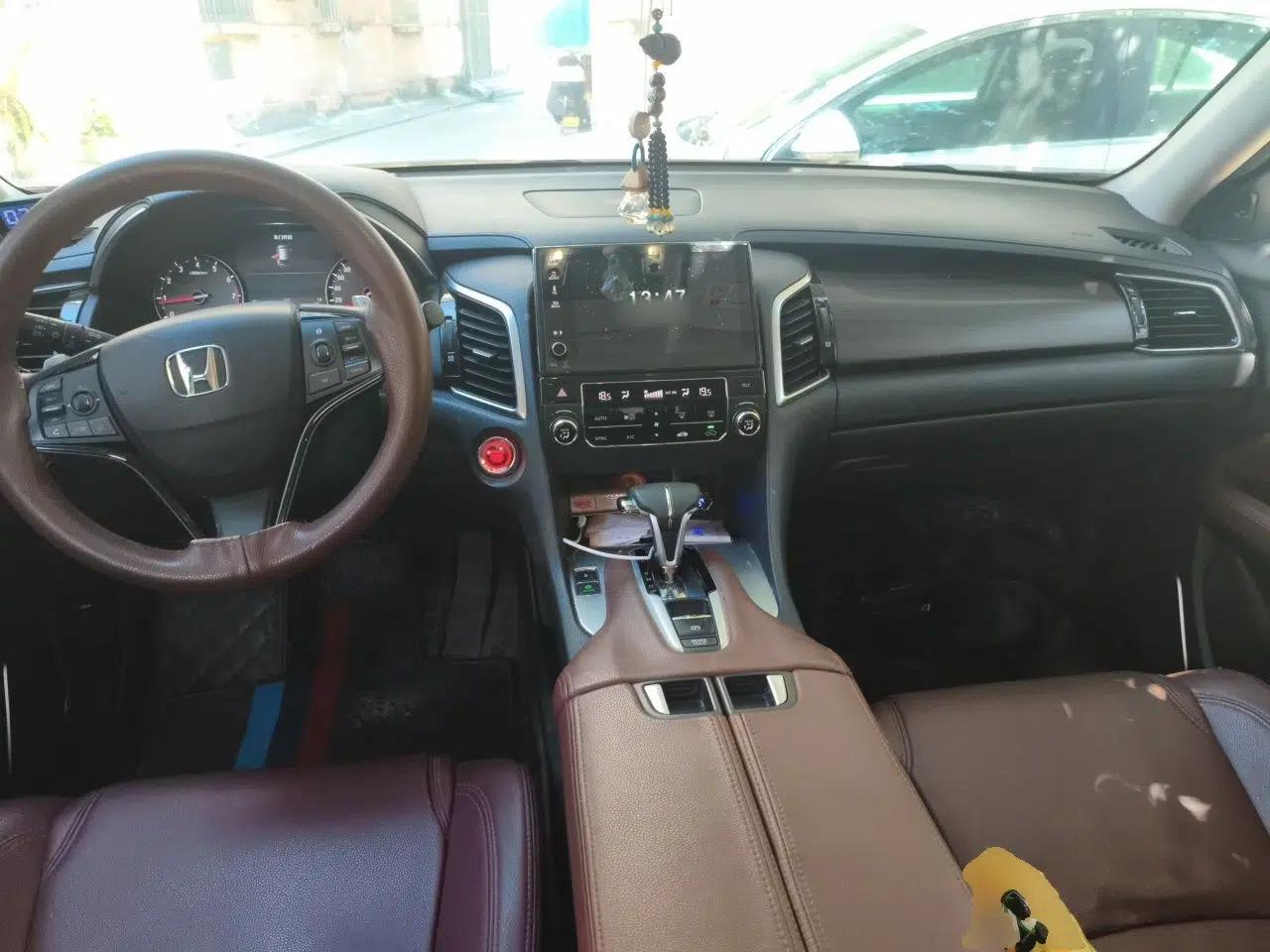 Honda Avancier 2017 240TURBO Two-Wheel Drive Elite Edition — миниатюра 9