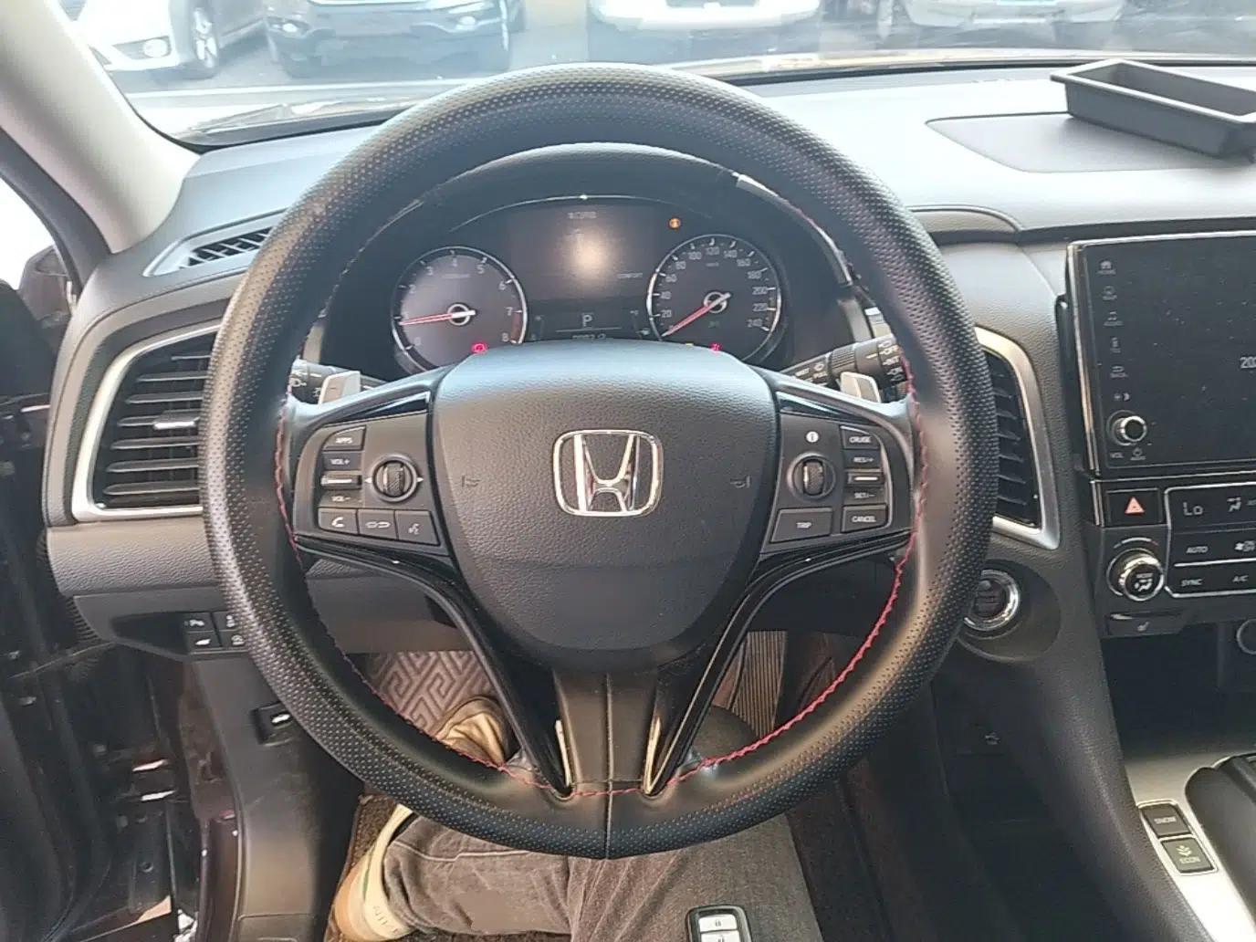 Honda Avancier 2017 370TURBO Four-Wheel Drive Prestige Edition — миниатюра 18