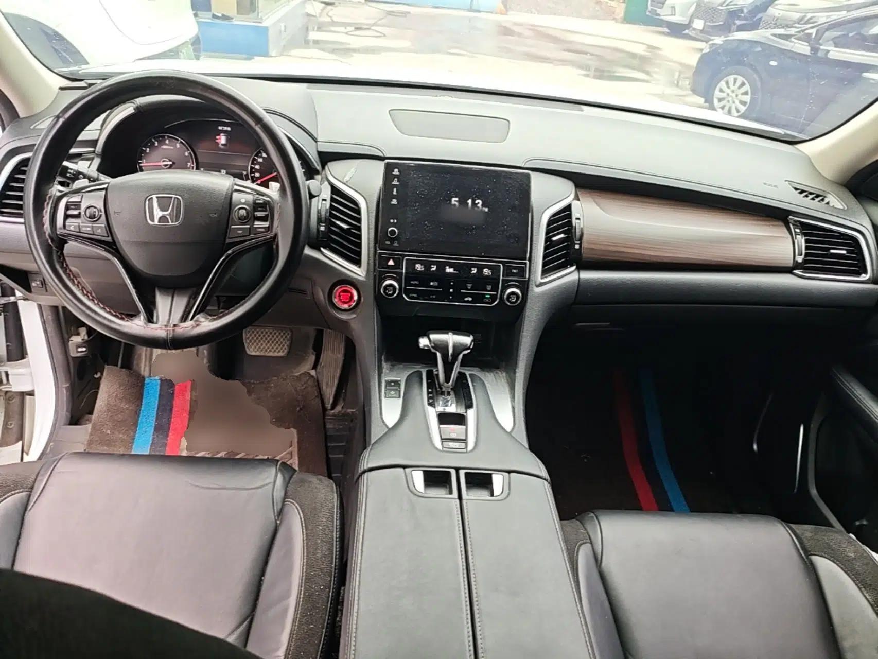 Honda Avancier 2017 240TURBO Two-Wheel Drive Comfort Version — миниатюра 12