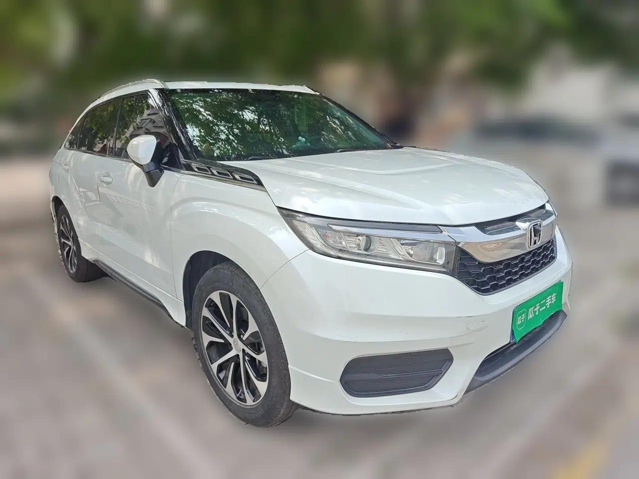 Honda Avancier 2017 240TURBO Two-Wheel Drive Elite Edition — миниатюра 3