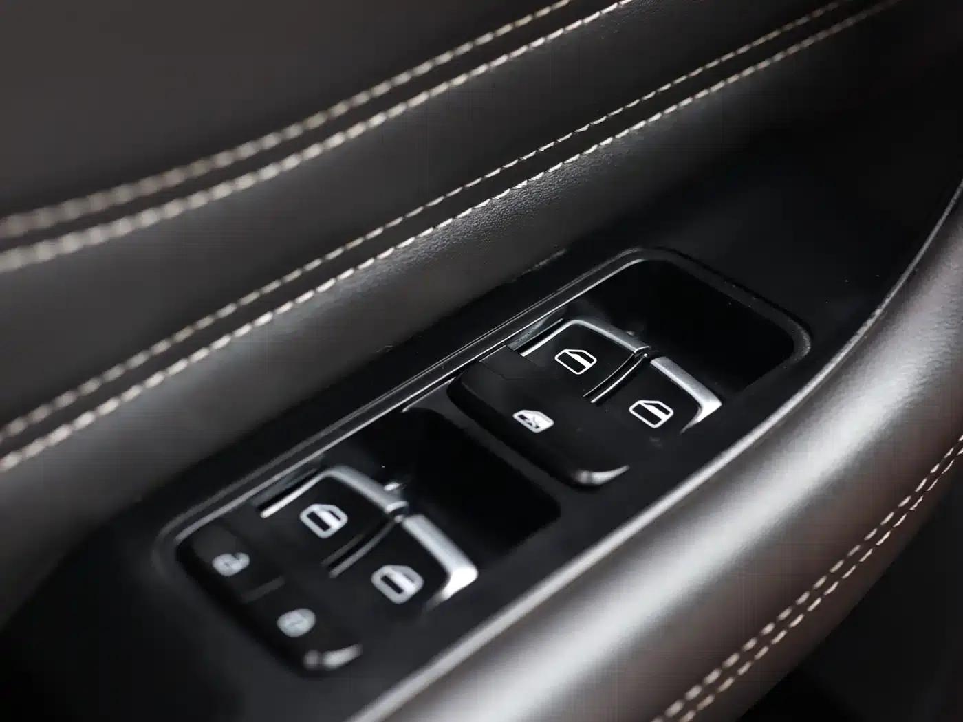 Jetour X70S 2019 1.5T DCT Explorer Edition 6-seater — миниатюра 19