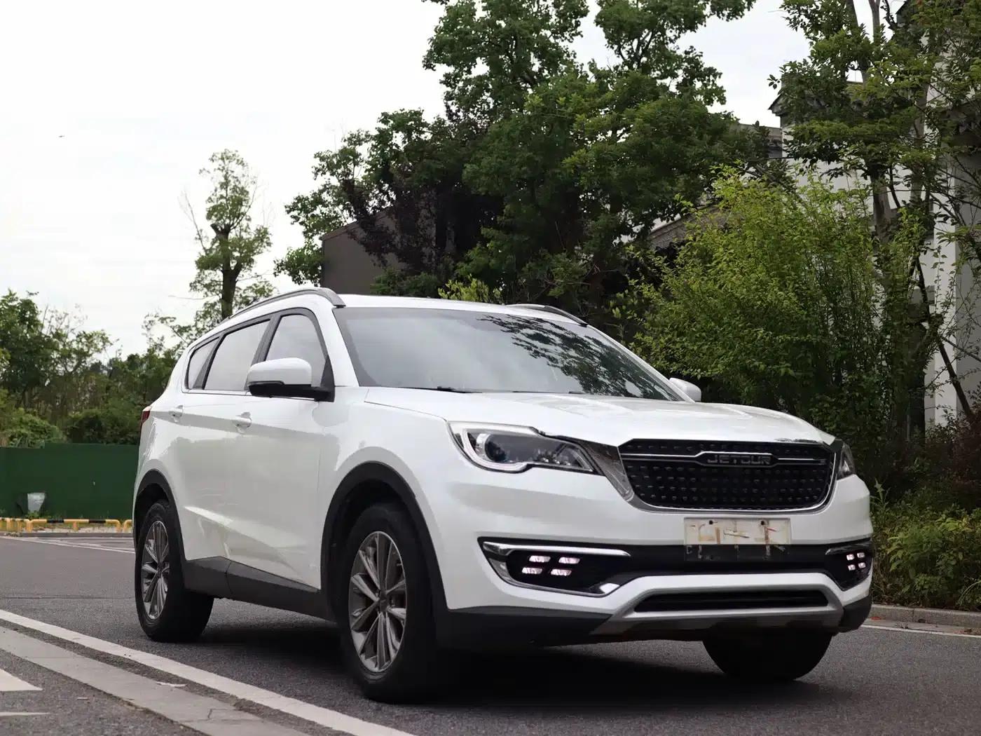 Jetour X70S 2019 1.5T DCT Explorer Edition 6-seater — миниатюра 3