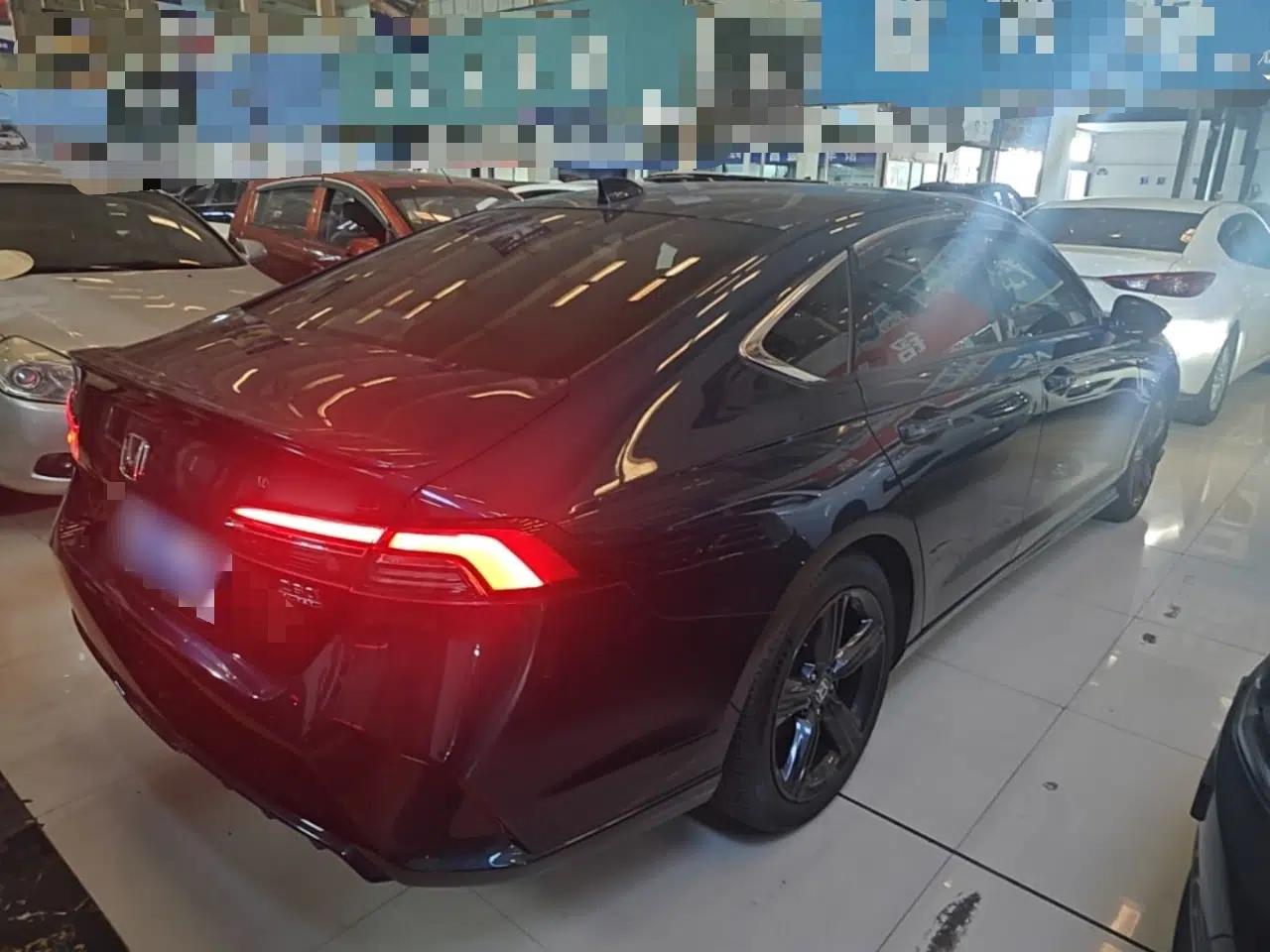 Honda Inspire 2023 260TURBO Deluxe Edition — миниатюра 6