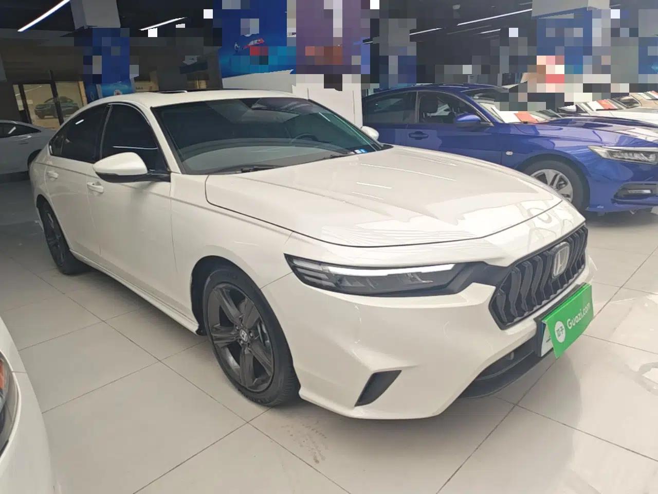 Honda Inspire 2023 260TURBO Deluxe Edition — миниатюра 3