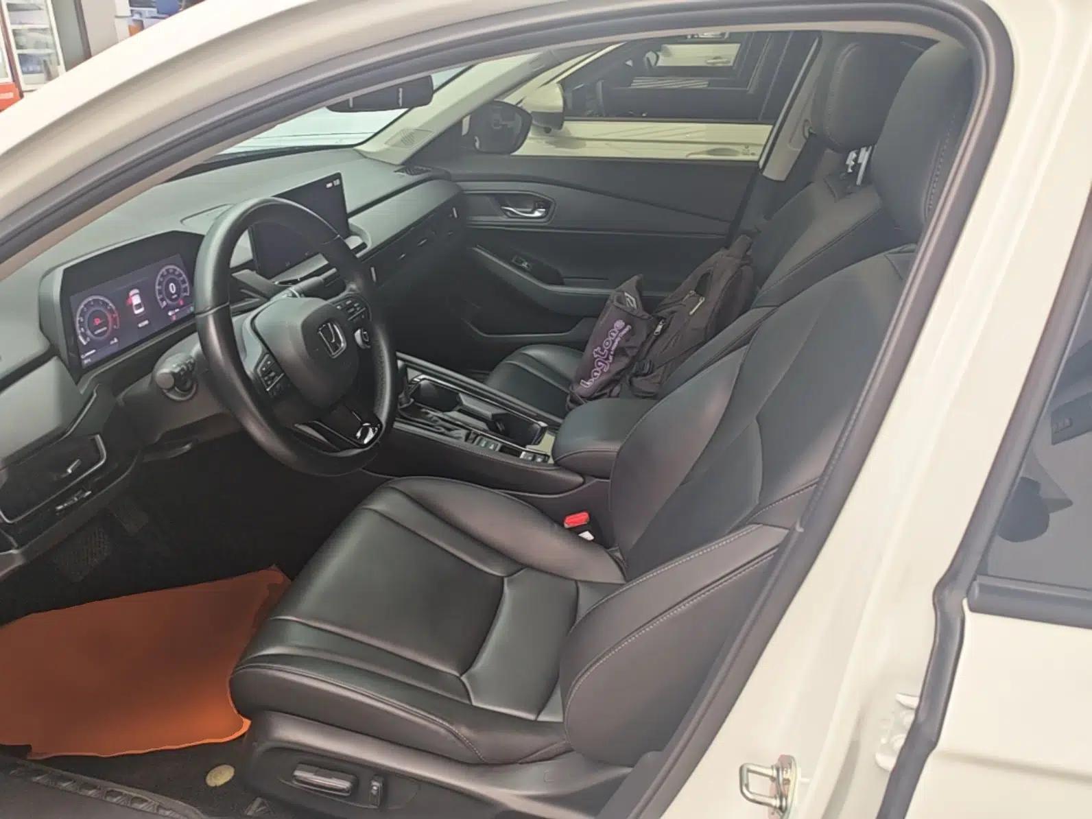 Honda Inspire 2023 260TURBO Deluxe Edition — миниатюра 22