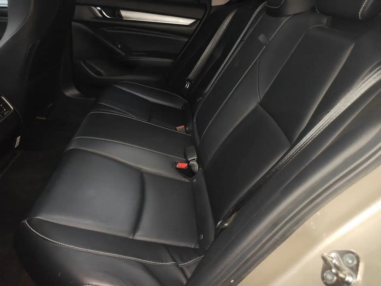 Honda Inspire 2019 260TURBO Elegant Edition China V Emission Standard — миниатюра 17