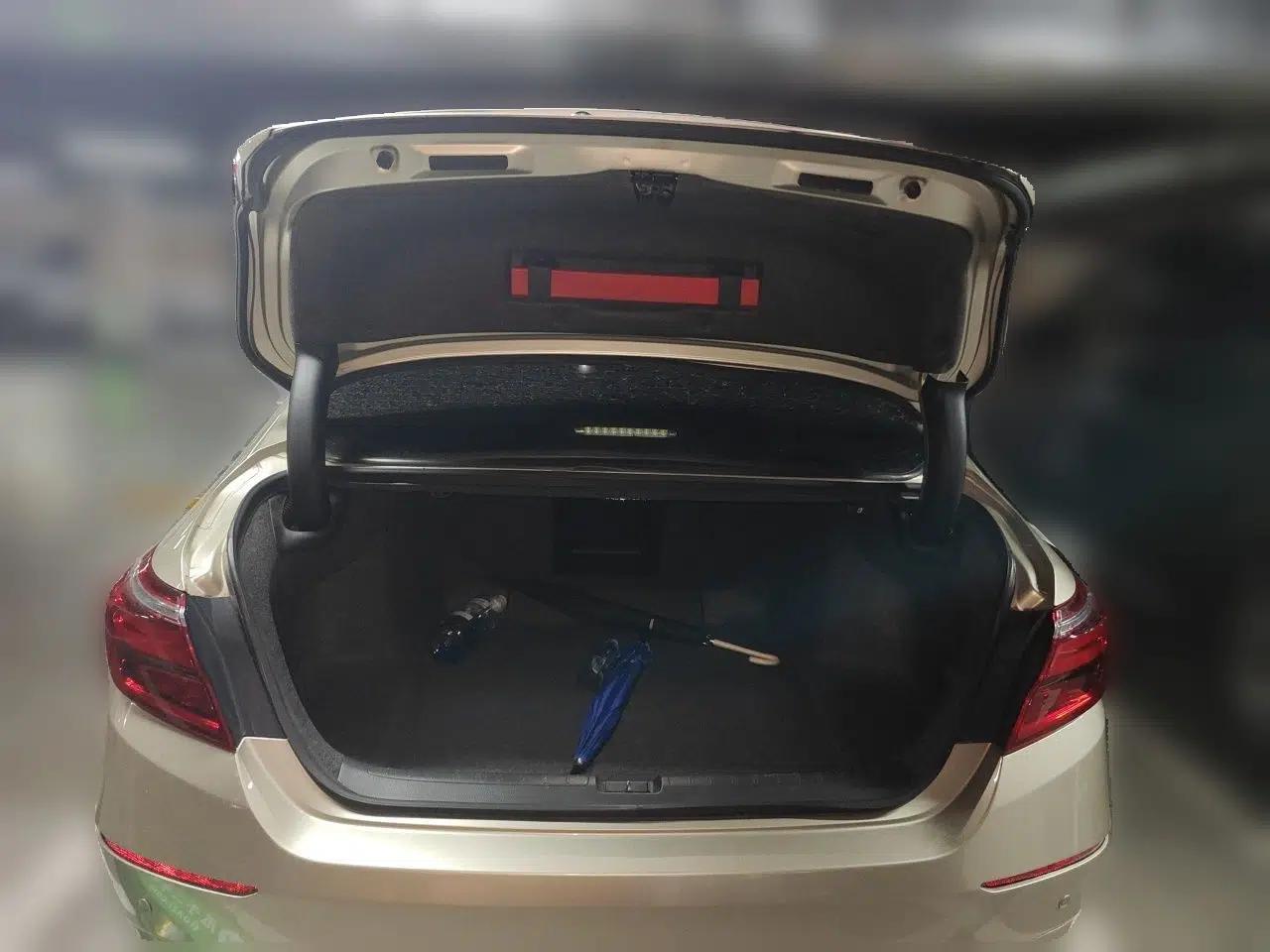Honda Inspire 2019 260TURBO Elegant Edition China V Emission Standard — миниатюра 19