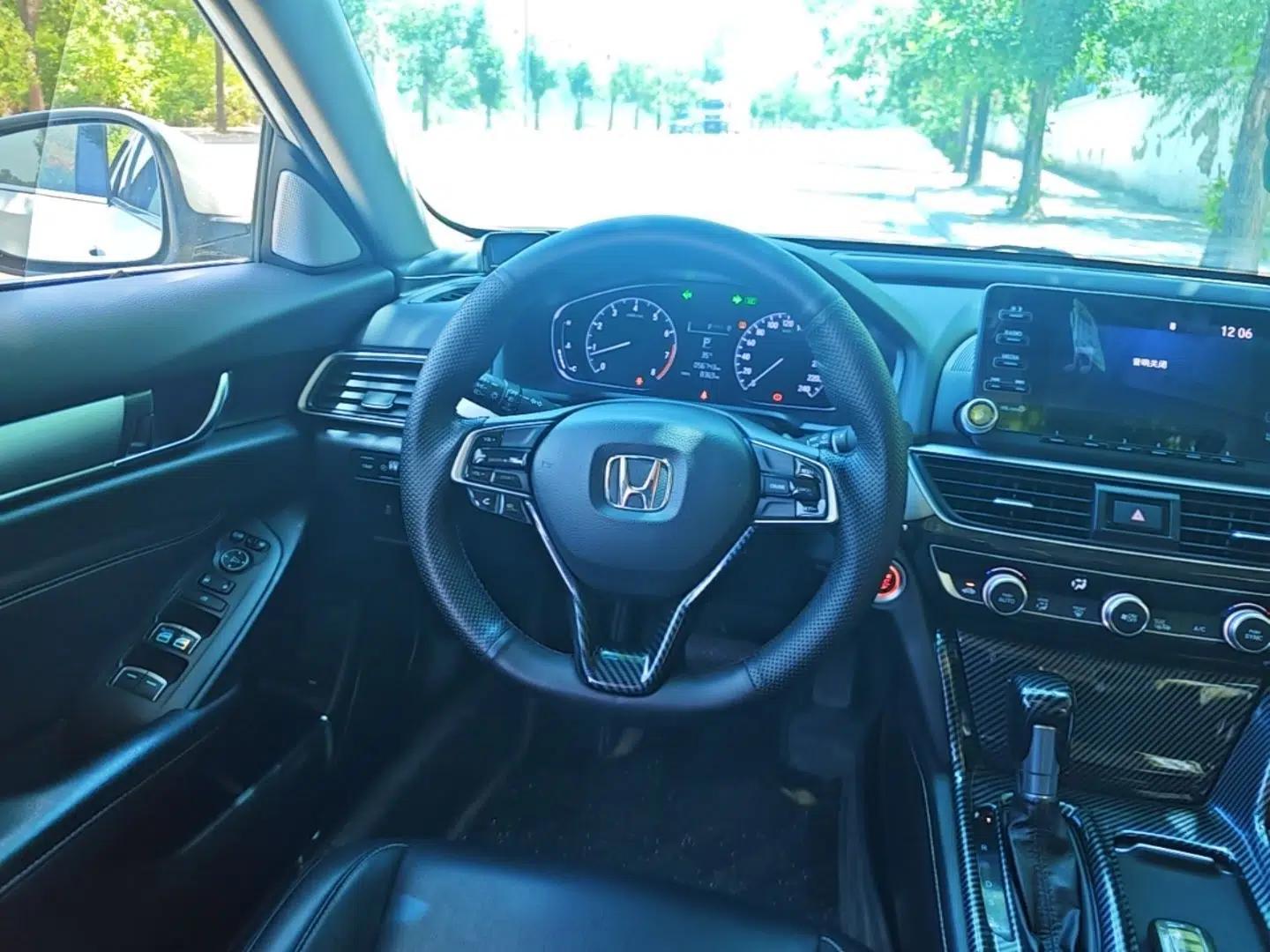 Honda Inspire 2019 260TURBO Elegant Edition China VI Emission Standard — миниатюра 13