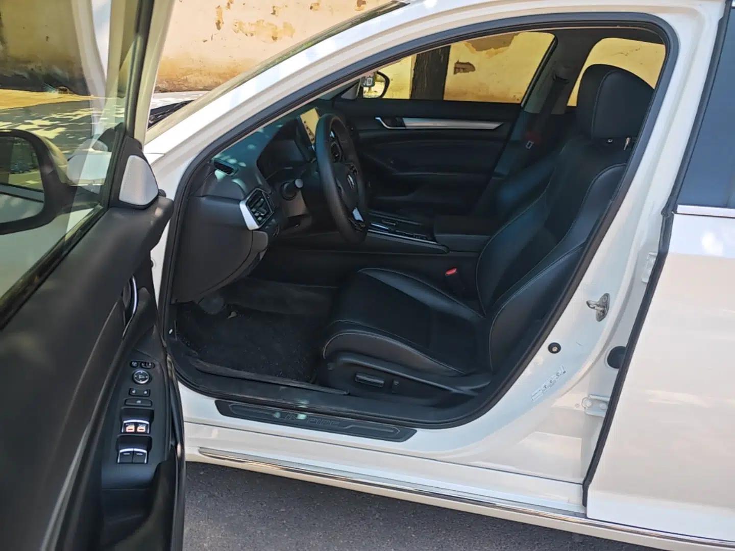Honda Inspire 2019 260TURBO Elegant Edition China VI Emission Standard — миниатюра 18