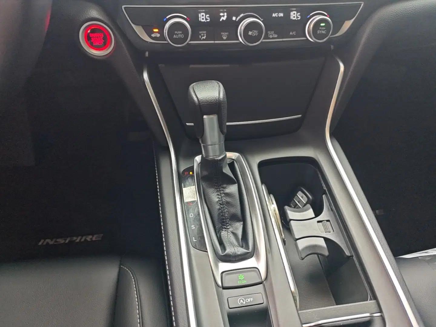 Honda Inspire 2019 260TURBO Elegant Edition China VI Emission Standard — миниатюра 16