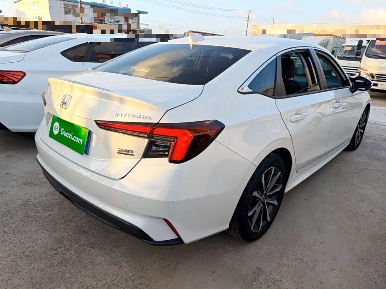 Honda Integra 2022 240TURBO CVT Luxury Edition — миниатюра 6