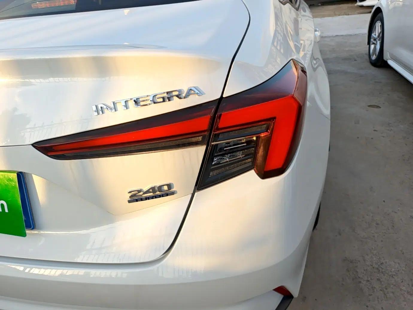 Honda Integra 2022 240TURBO CVT Luxury Edition — миниатюра 9