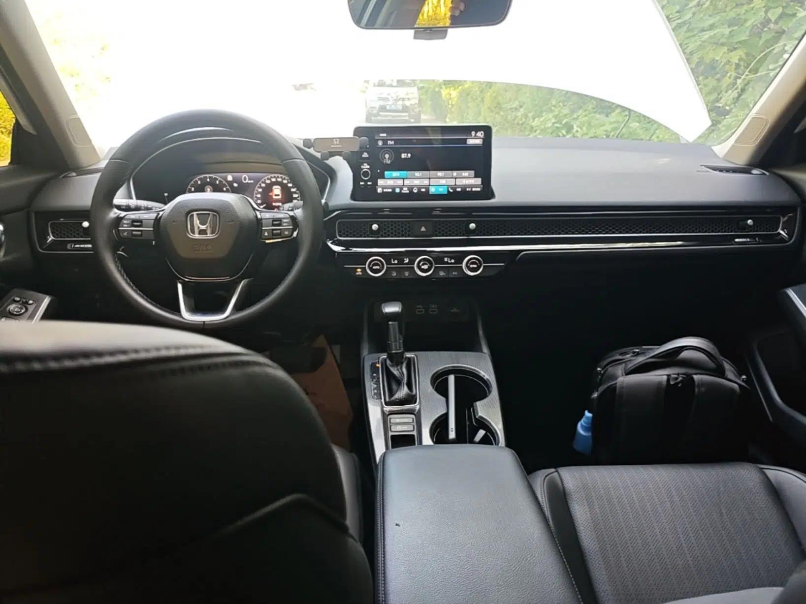 Honda Integra 2022 240TURBO CVT Luxury Edition — миниатюра 12