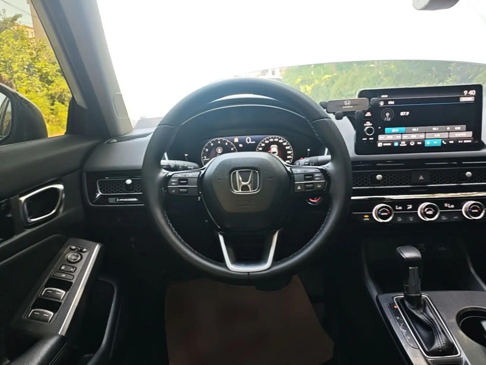 Honda Integra 2022 240TURBO CVT Luxury Edition — миниатюра 13