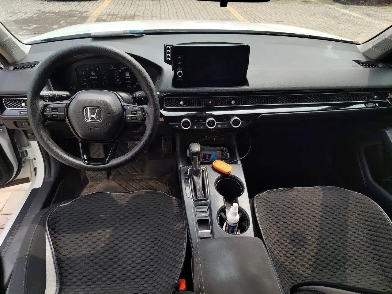 Honda Integra 2023 240TURBO CVT Tech Edition — миниатюра 9