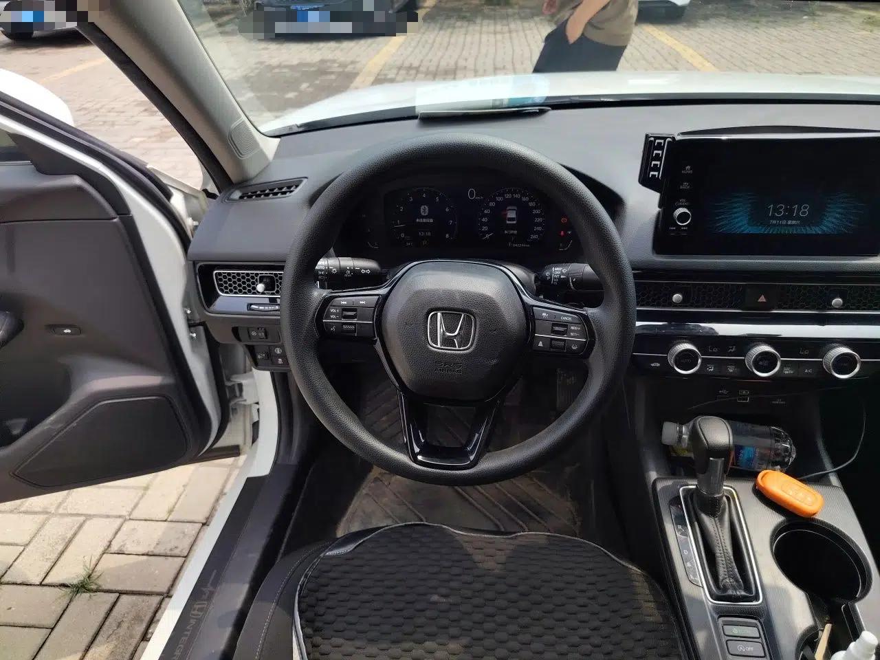 Honda Integra 2023 240TURBO CVT Tech Edition — миниатюра 10