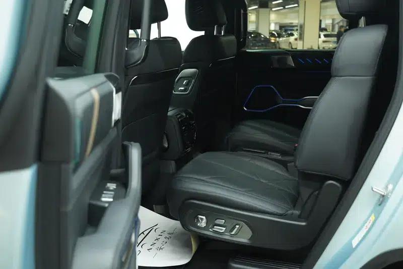 Leopard 8 2025 Smart & Brave Flagship Edition 6-seater — миниатюра 21