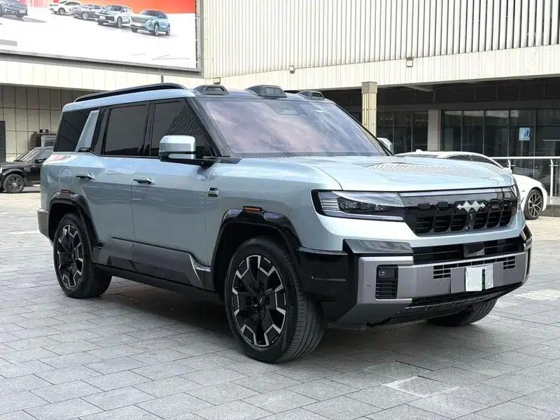 Leopard 8 2025 Smart & Brave Flagship Edition 7-Seater — миниатюра 3