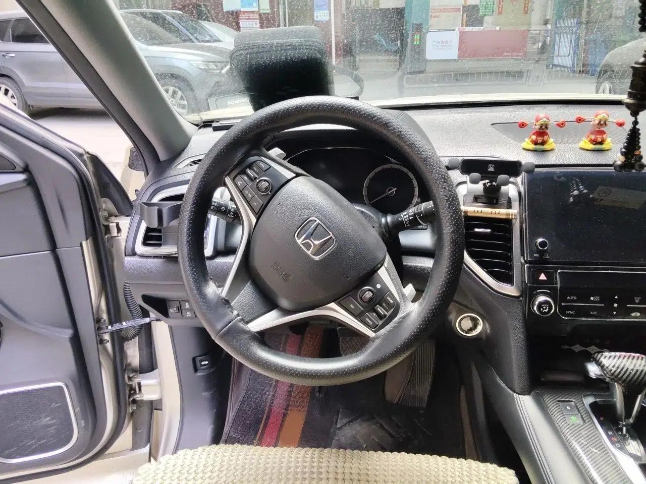 Honda UR-V 2017 240TURBO Two-Wheel Drive Classic Edition China V — миниатюра 9