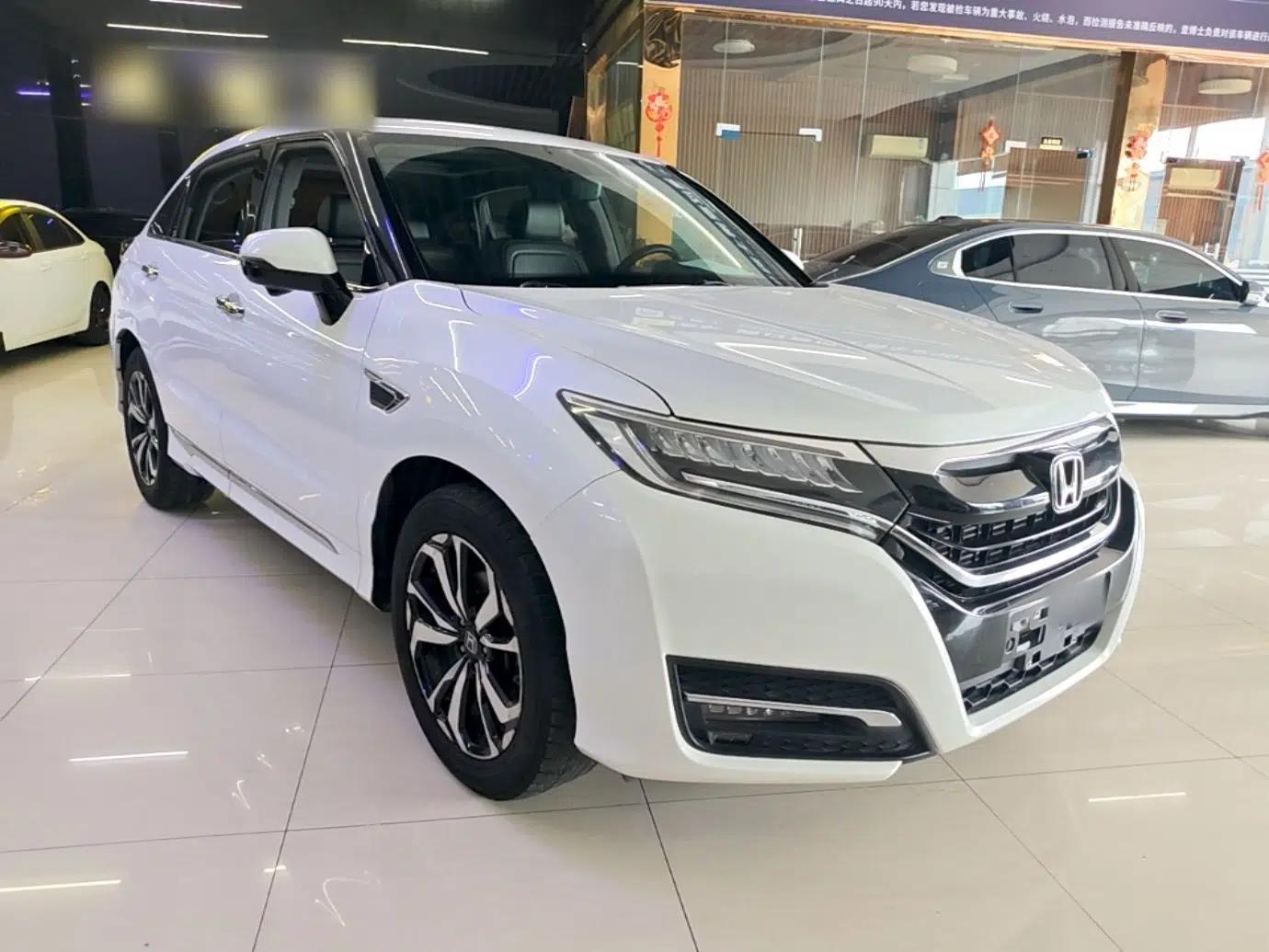 Honda UR-V 2017 240TURBO Two-Wheel Drive Luxury Edition China V — миниатюра 3