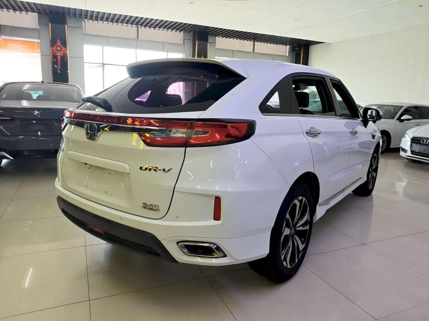 Honda UR-V 2017 240TURBO Two-Wheel Drive Luxury Edition China V — миниатюра 6