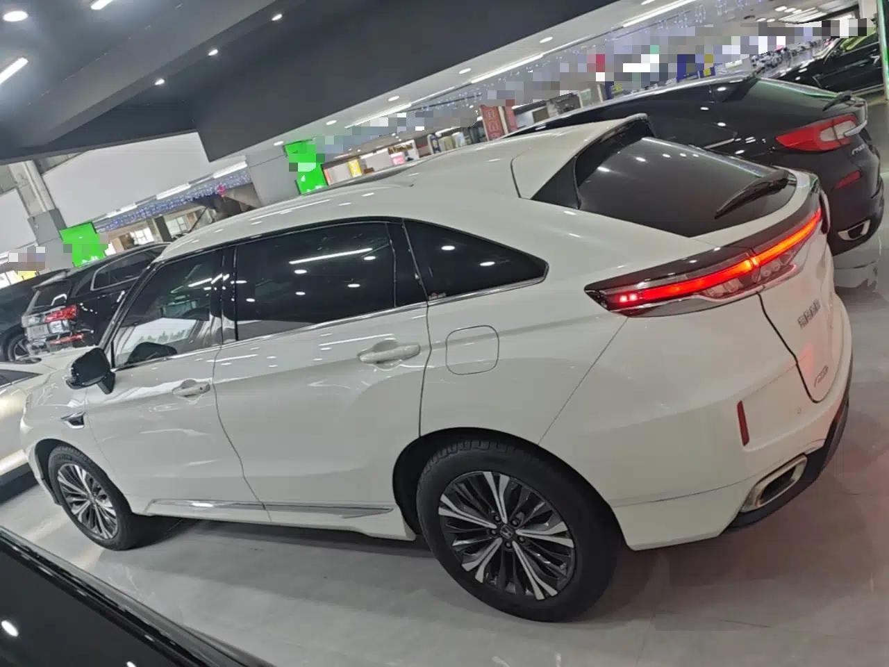 Honda UR-V 2020 370TURBO Four-Wheel Drive Prestige Edition — миниатюра 4