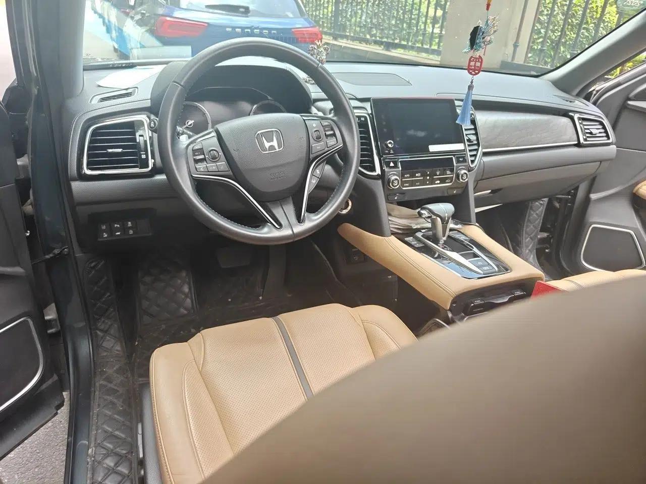 Honda UR-V 2020 240TURBO Front-Wheel Drive Elegant Edition — миниатюра 9