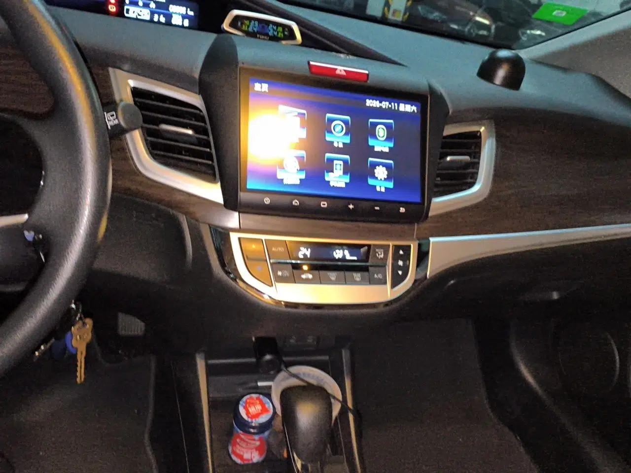 Honda Jade 2016 1.8L Automatic Comfort Version 5 Seats — миниатюра 13